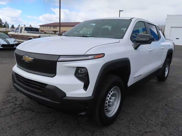 Used 2025 Chevrolet Silverado EV W/T AWD/4WD image 3