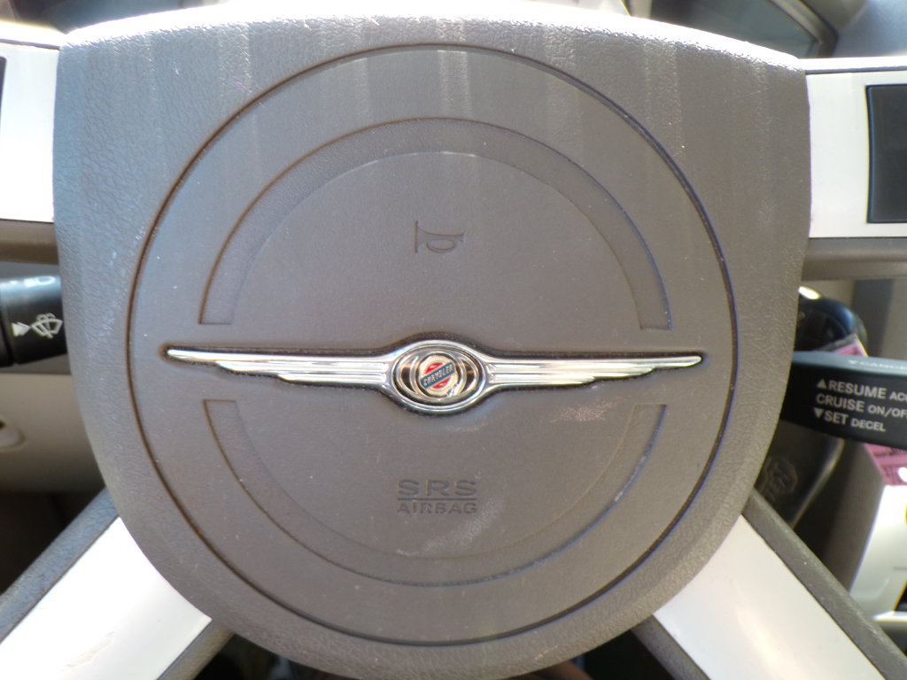 Used 2008 Chrysler 300 Limited AWD/4WD image 34