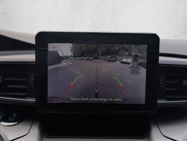 Used 2021 Ford Explorer XLT w/ Equipment Group 202A RWD image 14