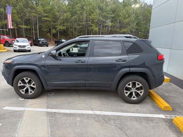 Used 2016 Jeep Cherokee Trailhawk w/ Cold Weather Group image 3