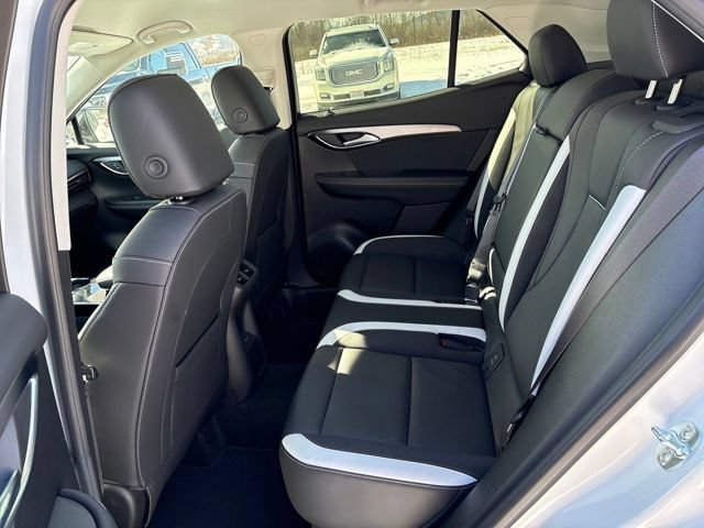 Used 2025 Buick Envision Sport Touring AWD/4WD image 17
