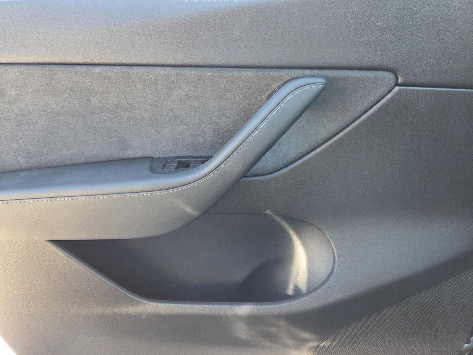 Used 2022 Tesla Model Y Performance image 20