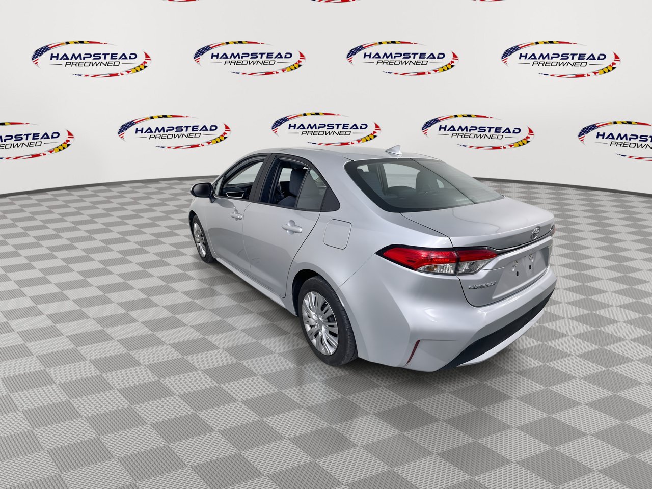 Used 2020 Toyota Corolla LE FWD image 6