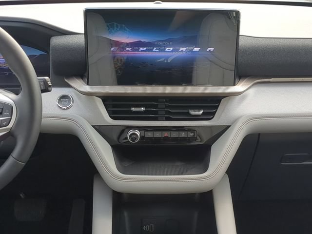New 2026 Ford Explorer Active w/ Active Comfort Package AWD/4WD image 17