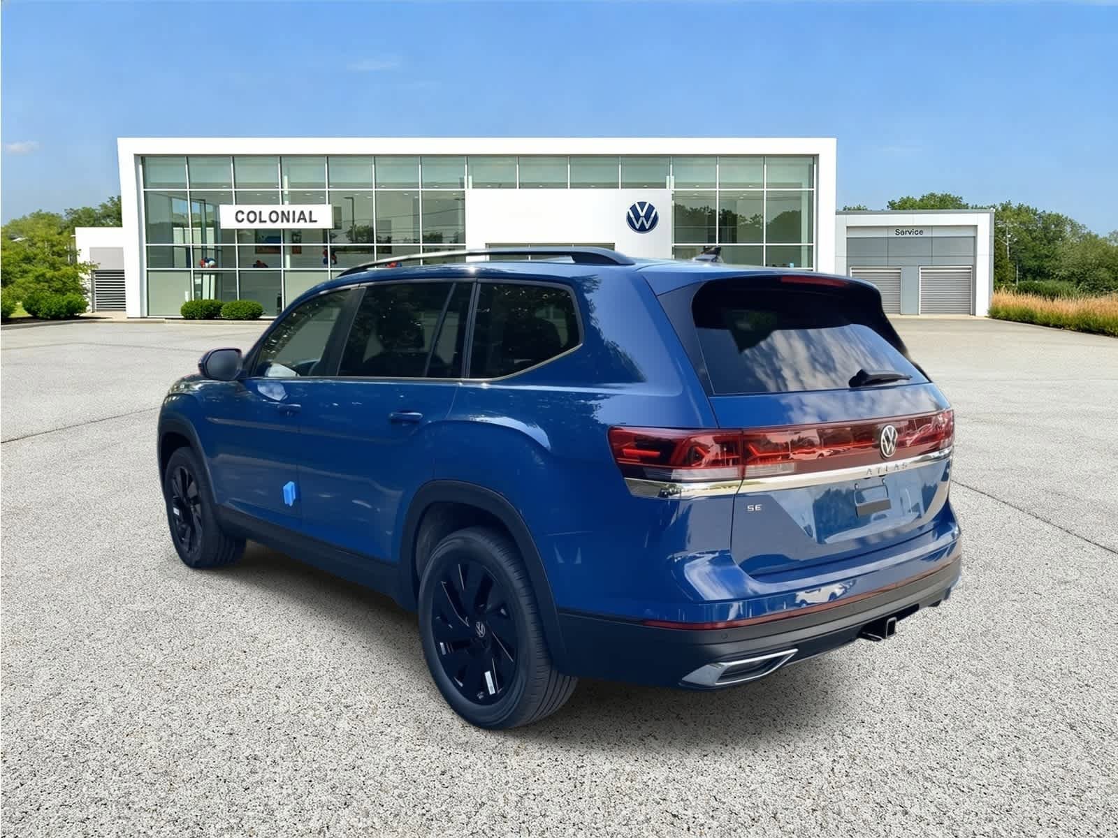 New 2026 Volkswagen Atlas SE image 3