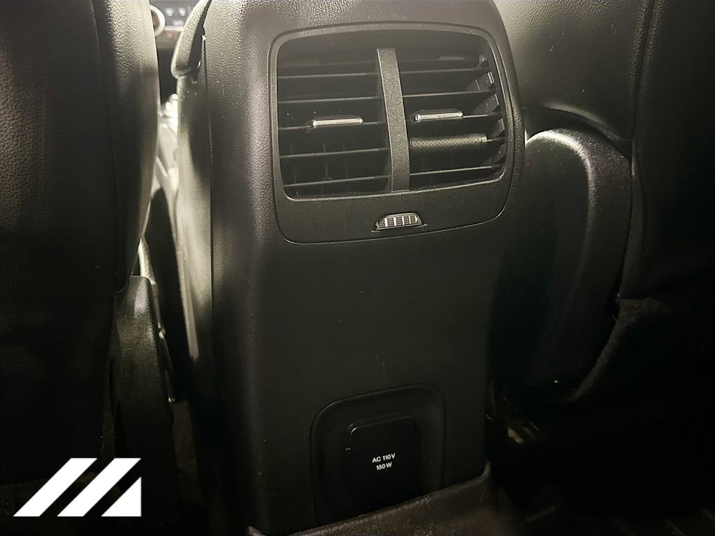 Used 2020 Ford Escape Titanium image 27