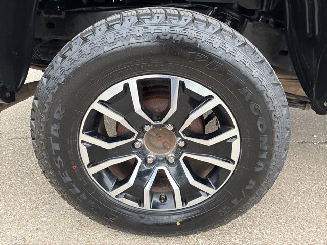 Used 2020 Toyota Tacoma TRD Sport image 13