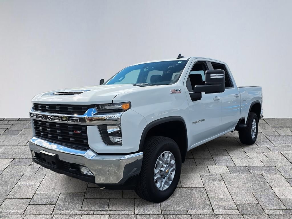 Used 2023 Chevrolet Silverado 2500 LT w/ Convenience Package image 3