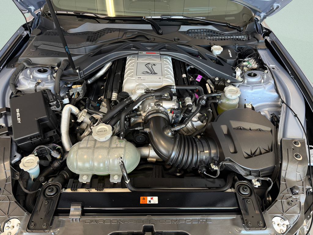 Used 2022 Ford Mustang Shelby GT500 w/ Technology Package RWD image 18