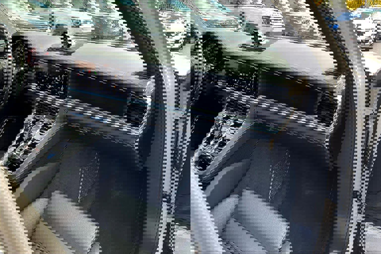 Used 2022 Porsche Panamera Turbo S image 19