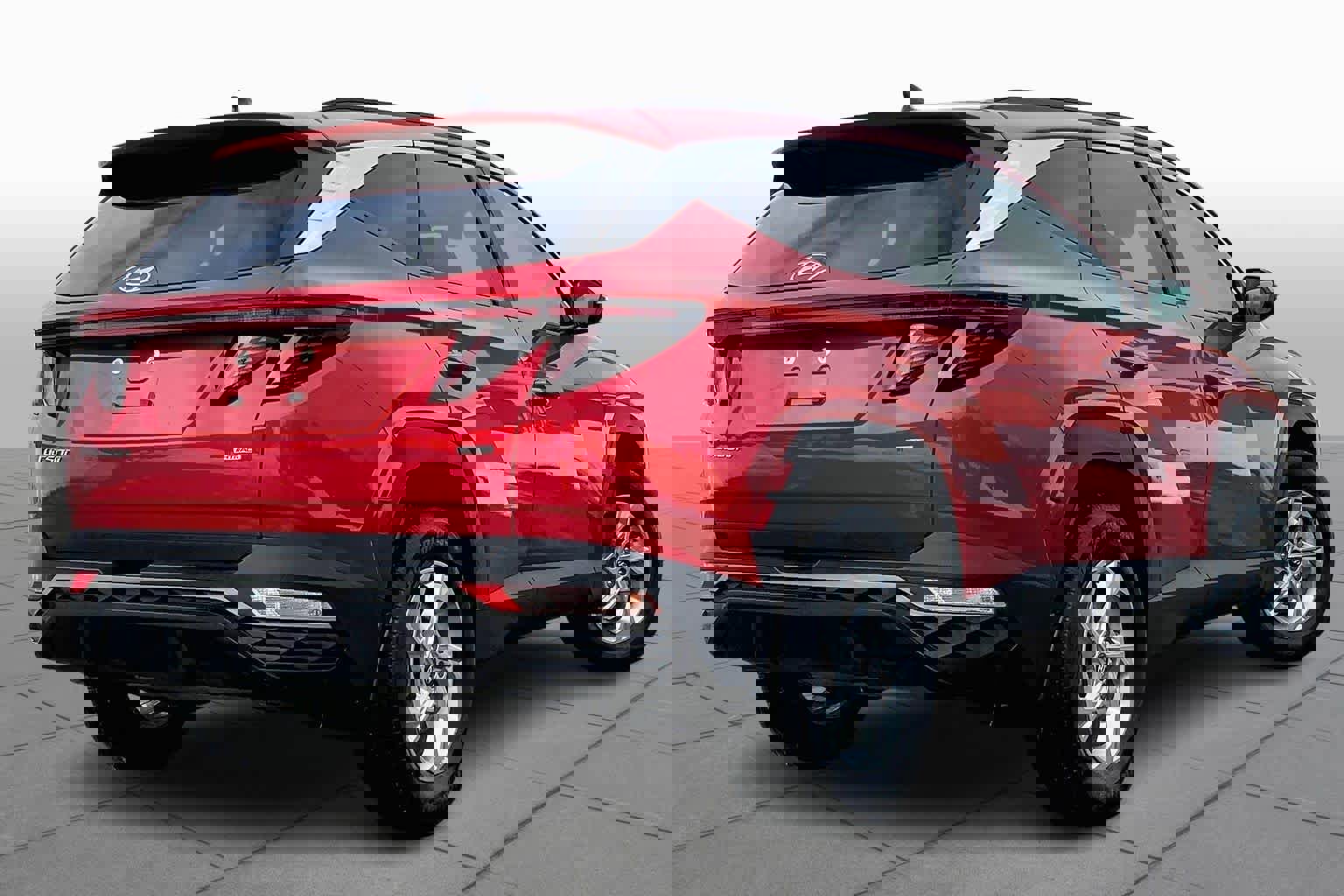 Used 2022 Hyundai Tucson SEL w/ Cargo Package image 13