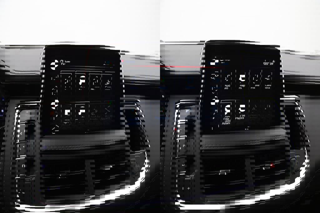 Used 2022 GMC Yukon SLE w/ Gmc Pro Safety Plus Package image 21