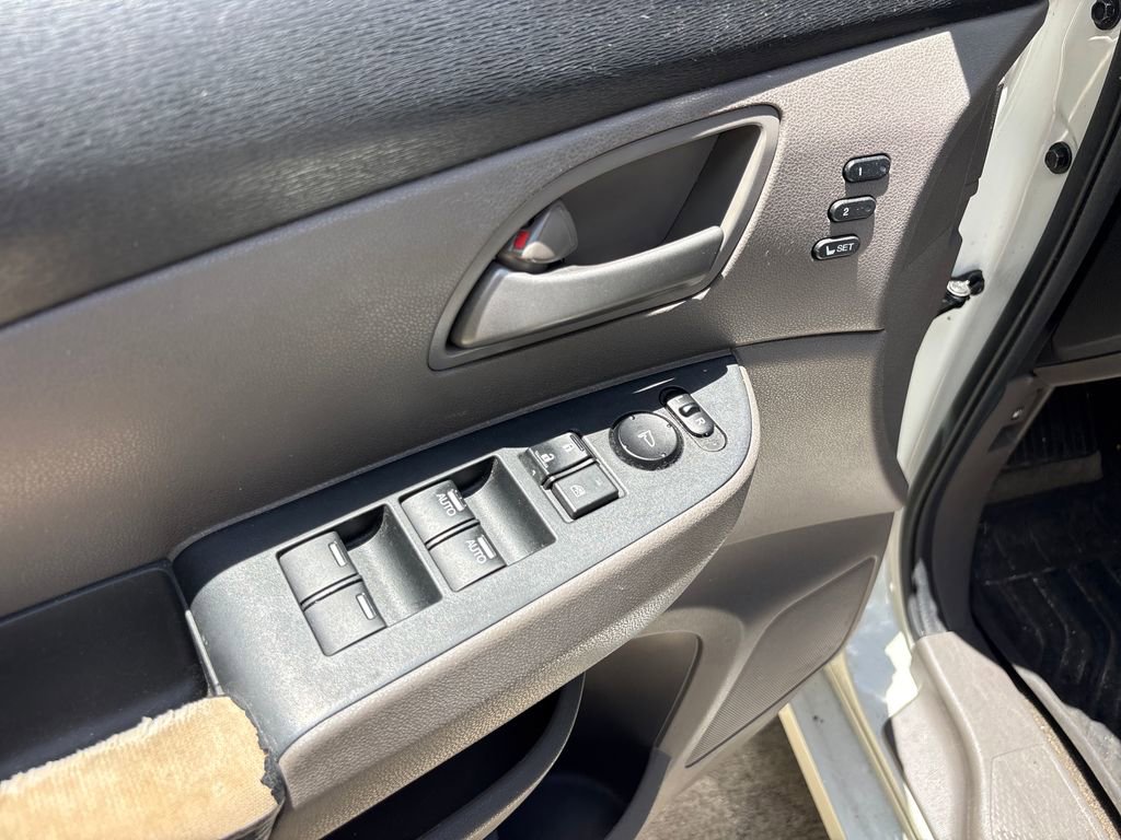 Used 2012 Honda Odyssey Touring image 17