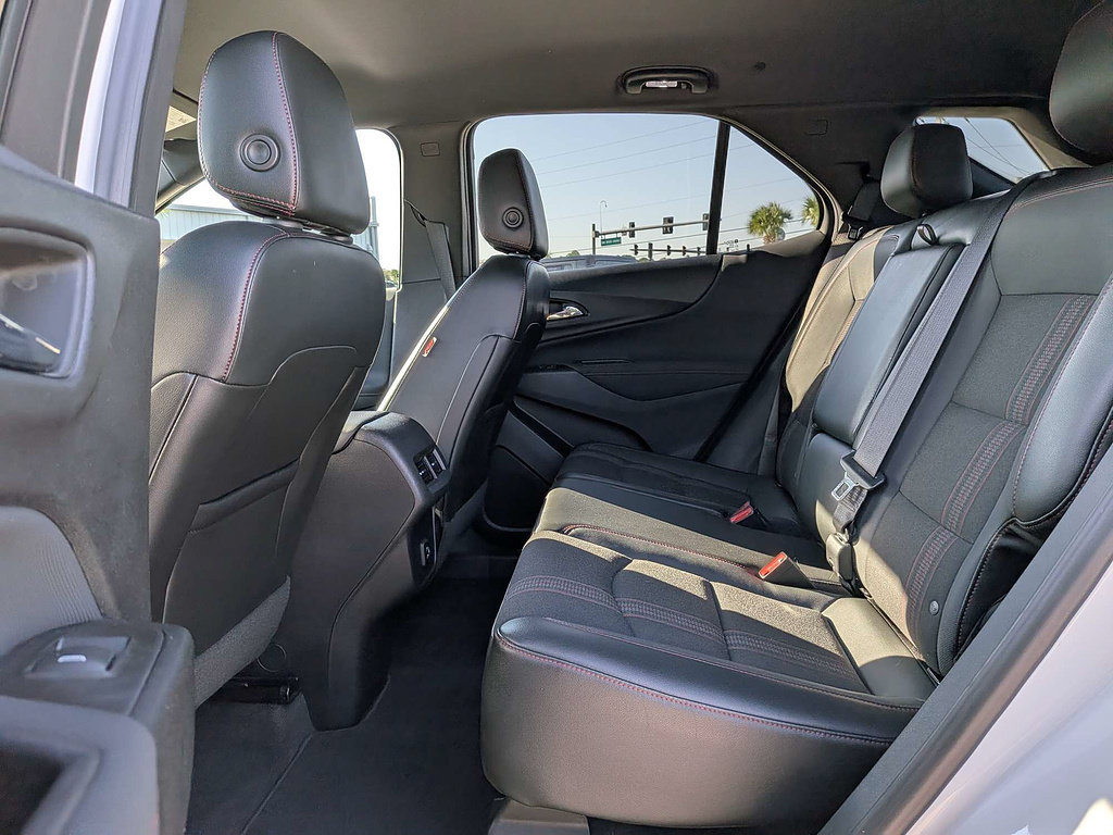 Used 2022 Chevrolet Equinox RS AWD/4WD image 14