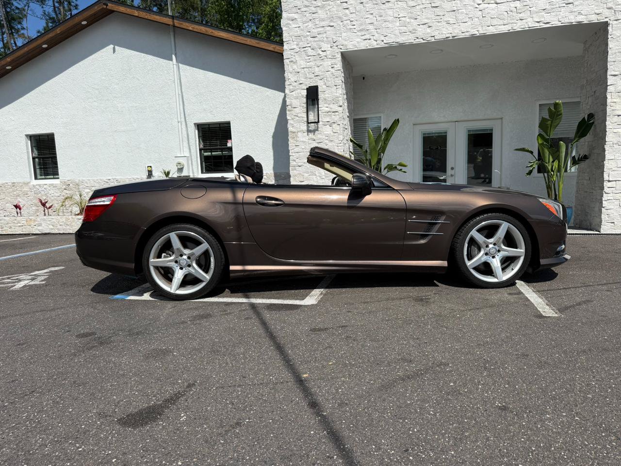 Used 2016 Mercedes-Benz SL 400 image 11