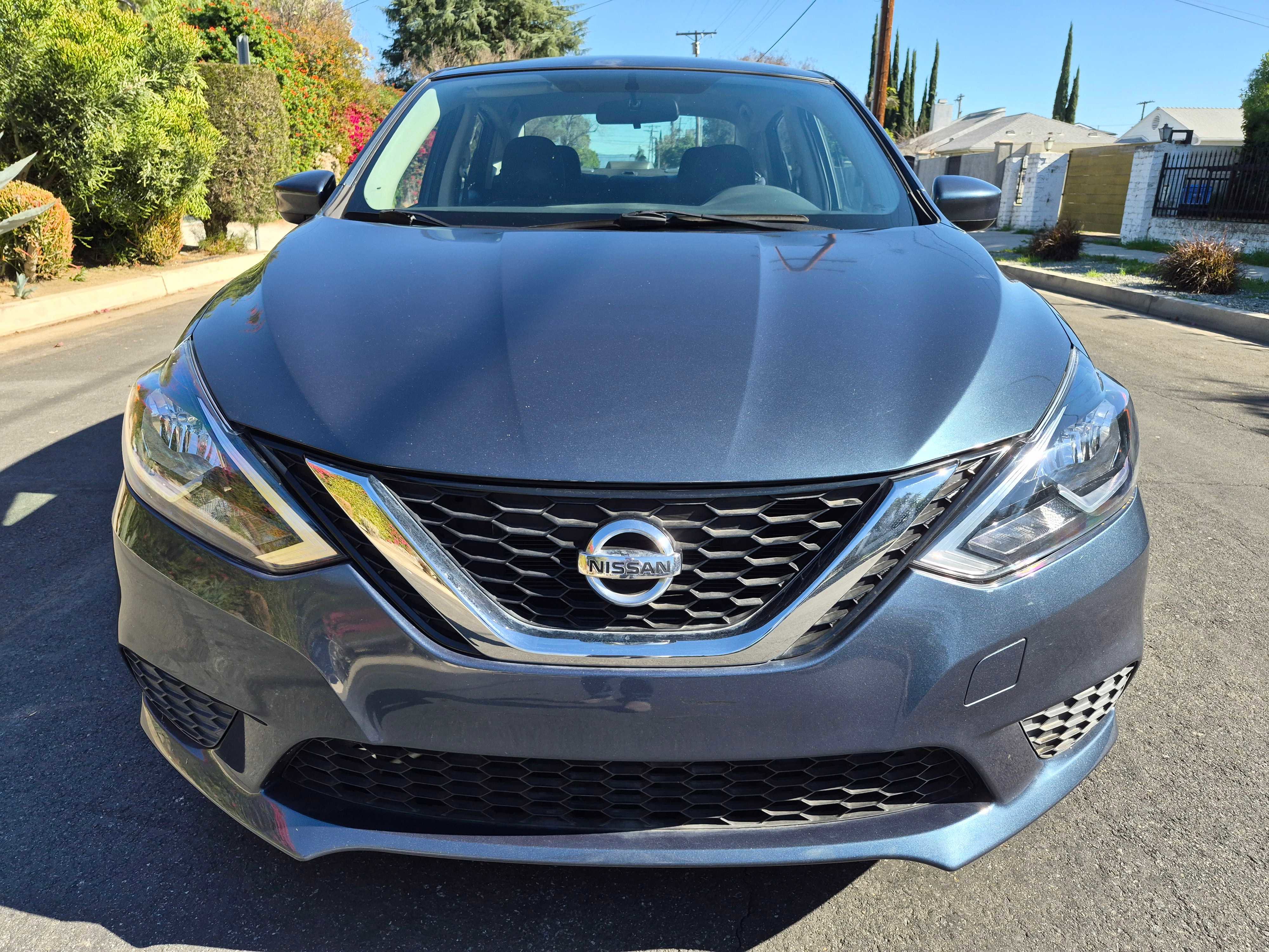 Used 2016 Nissan Sentra SV w/ Driver's Assist Package image 5