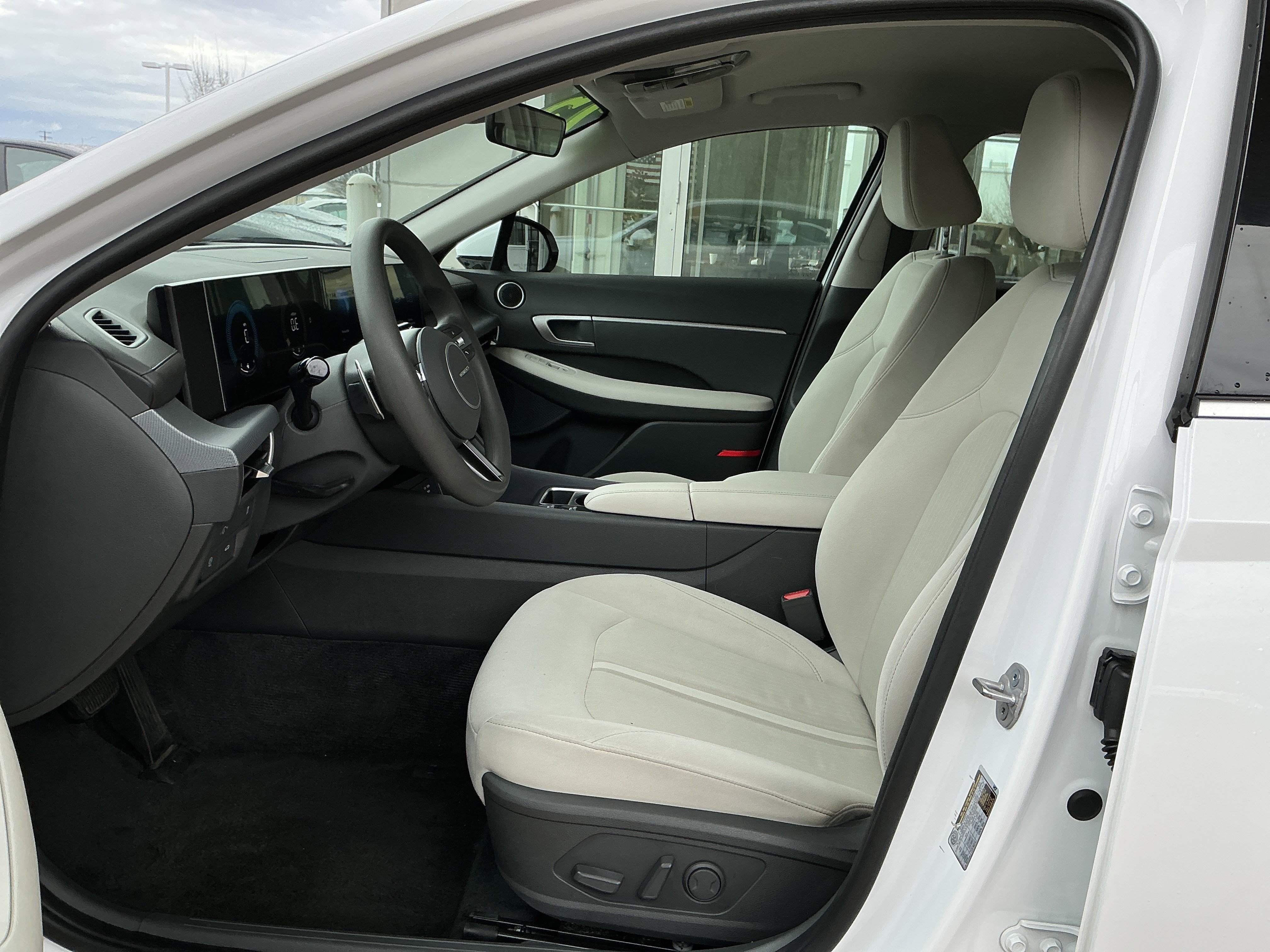 Used 2025 Hyundai Sonata SEL image 7