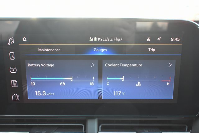 Used 2025 Chevrolet Trax LT w/ LT Convenience Package image 23