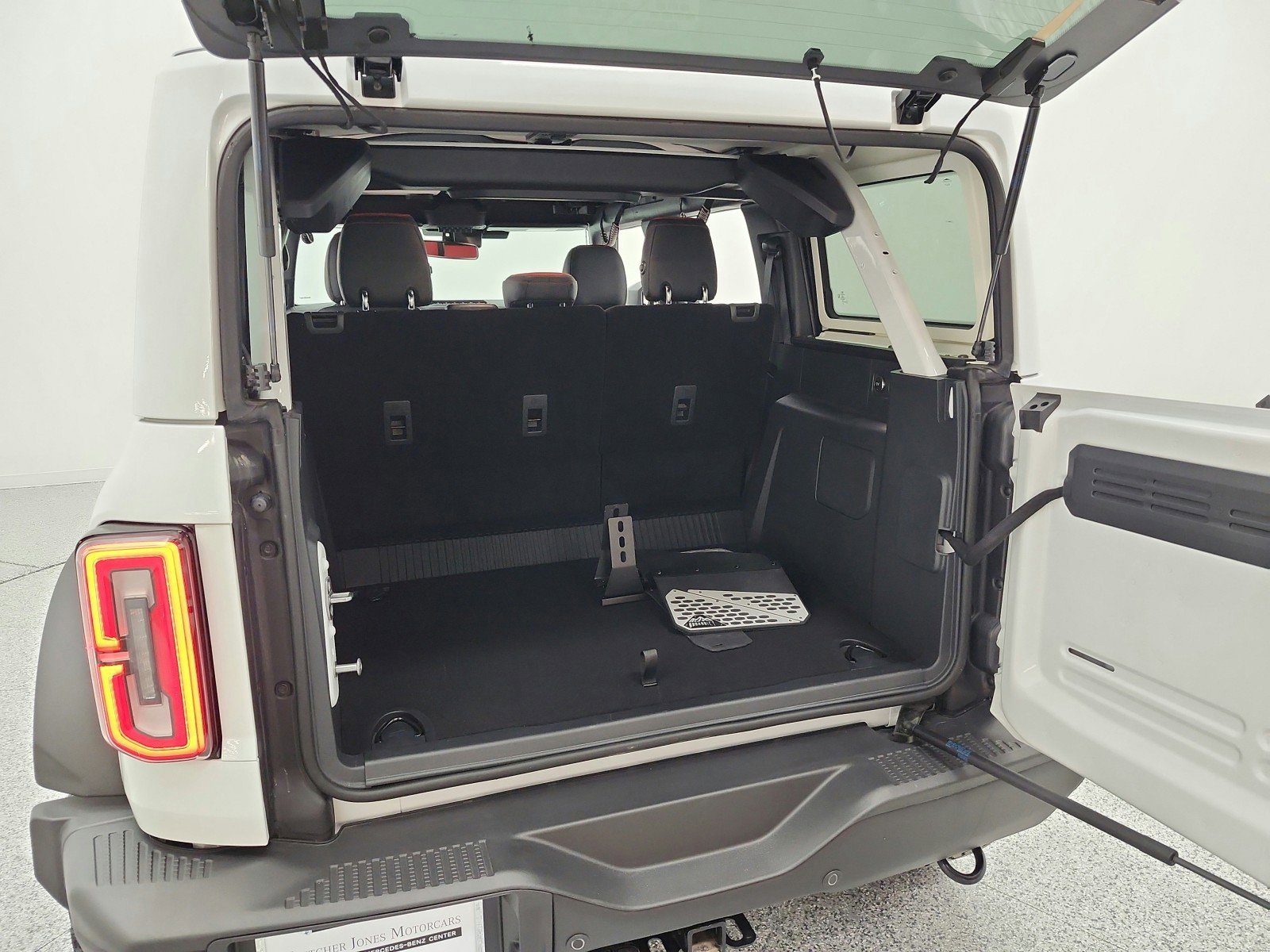 Used 2025 Ford Bronco Badlands image 27