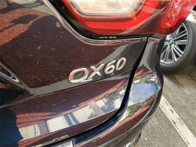 Used 2020 INFINITI QX60 Luxe w/ Essential Package image 5