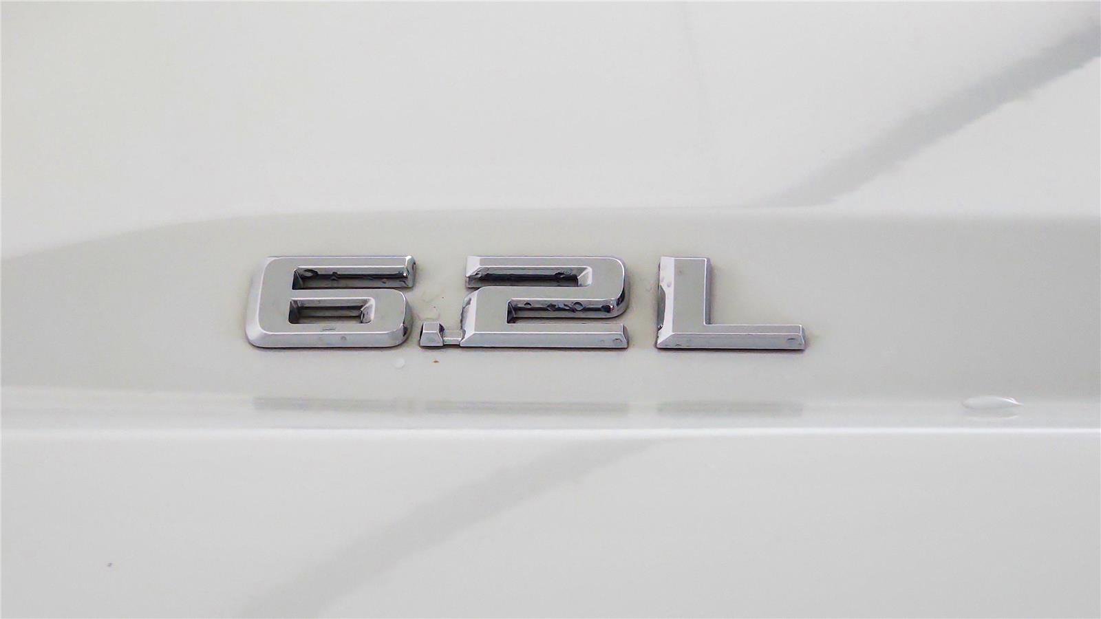 Used 2021 Chevrolet Silverado 1500 High Country image 16