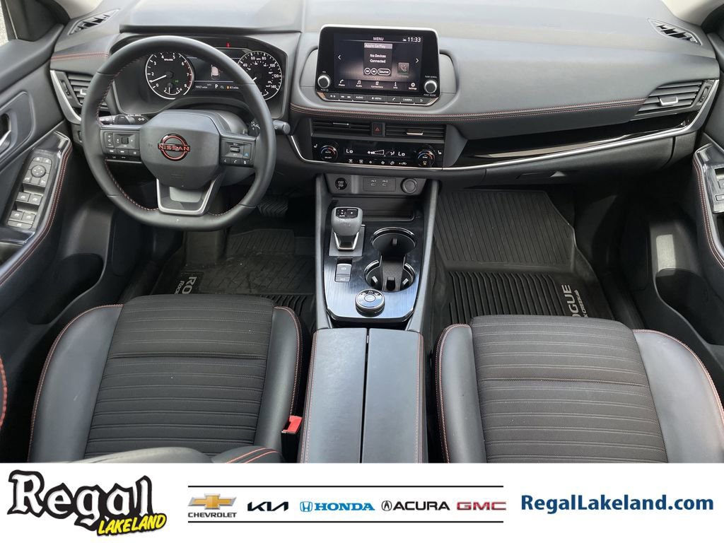 Used 2025 Nissan Rogue SV image 13