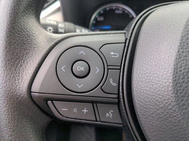 Used 2021 Toyota RAV4 XLE image 23