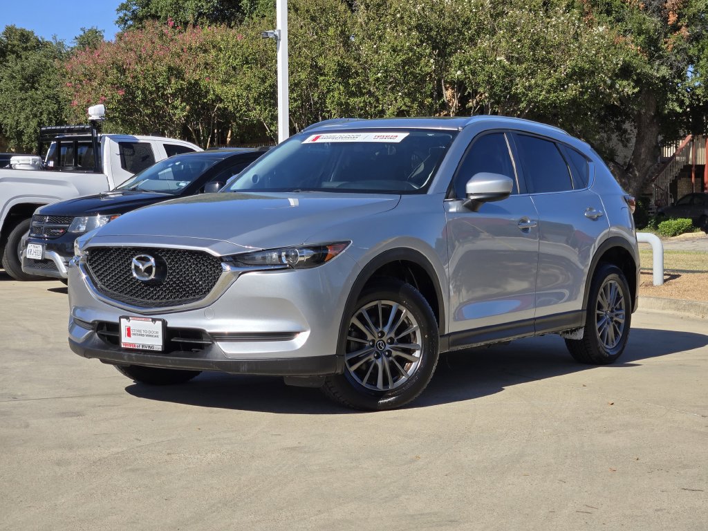 Used 2017 MAZDA CX-5 Touring w/ Preferred Equipment Package FWD image 1