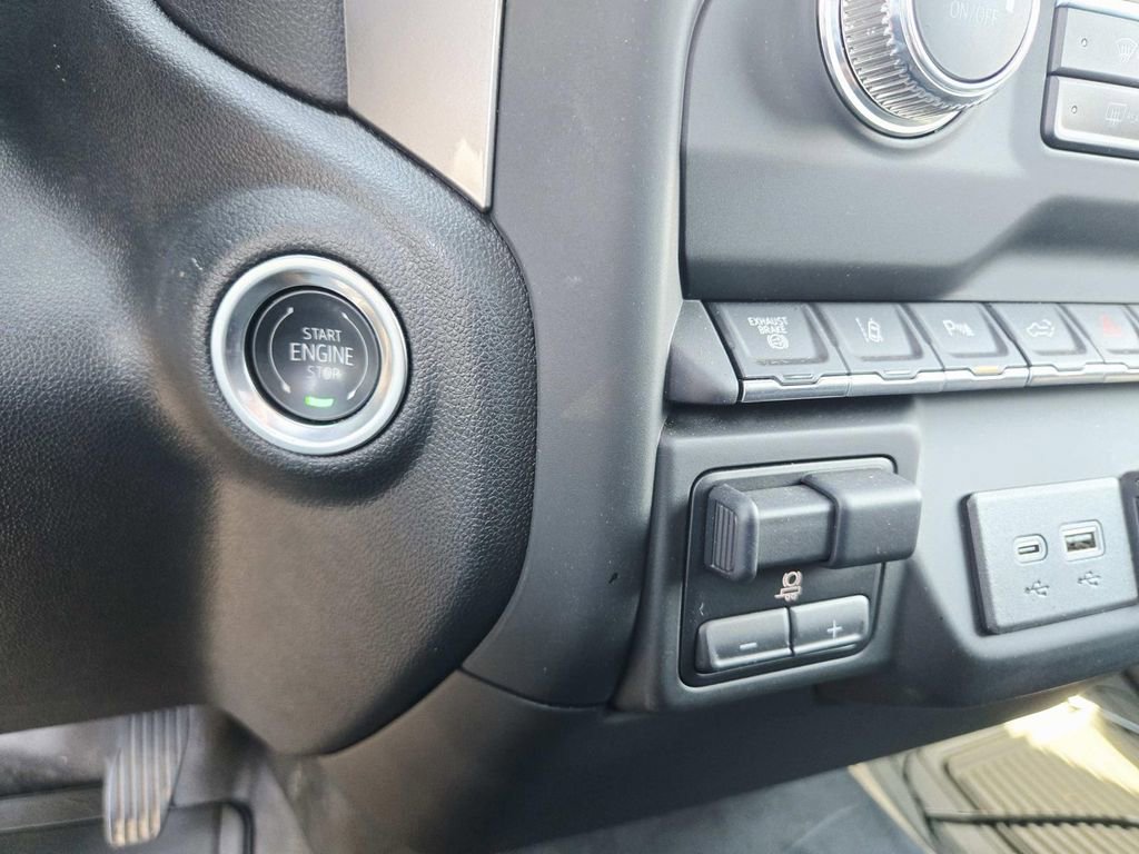 Used 2024 GMC Sierra 2500 Pro w/ 1SA Pro Safety Plus Package image 14