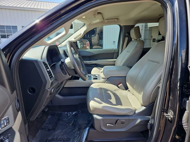 Used 2018 Ford Expedition Max XLT w/ Equipment Group 202A RWD image 20