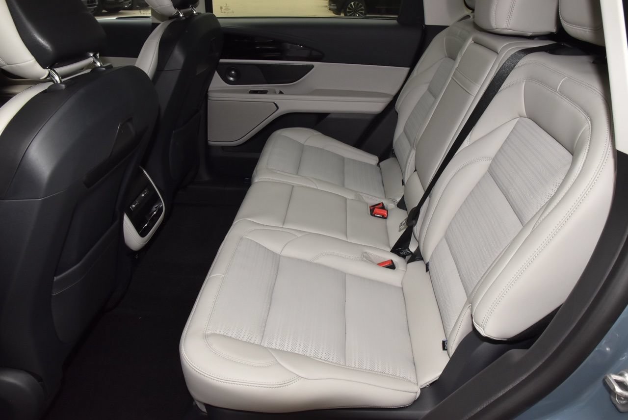 New 2026 Lincoln Nautilus Reserve AWD/4WD image 21