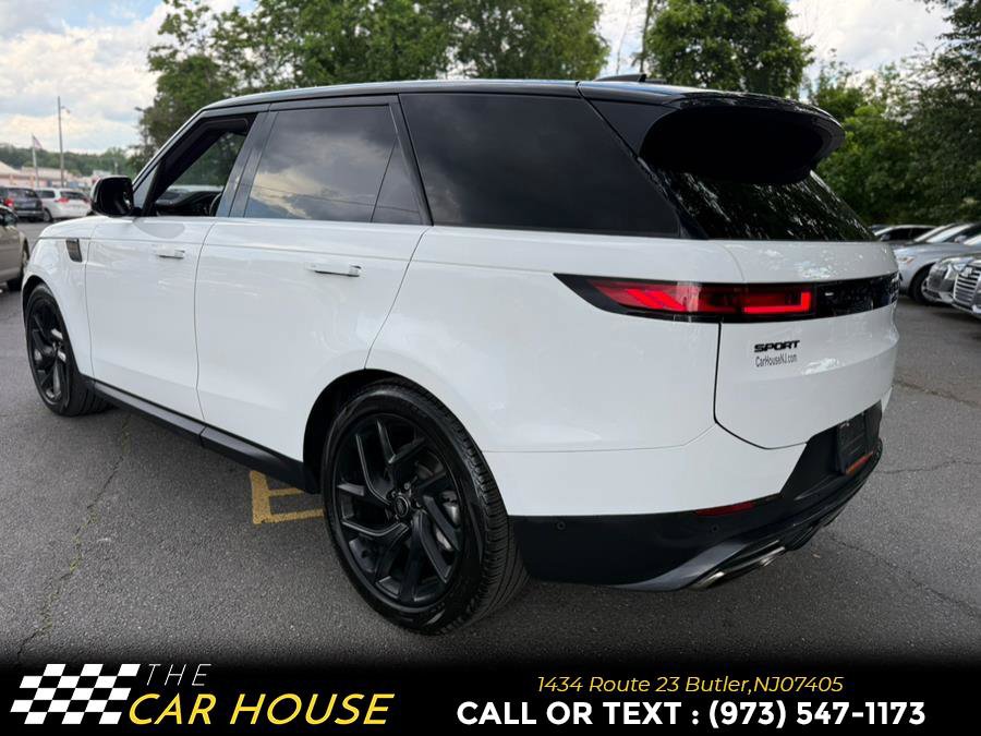 Used 2023 Land Rover Range Rover Sport SE image 4