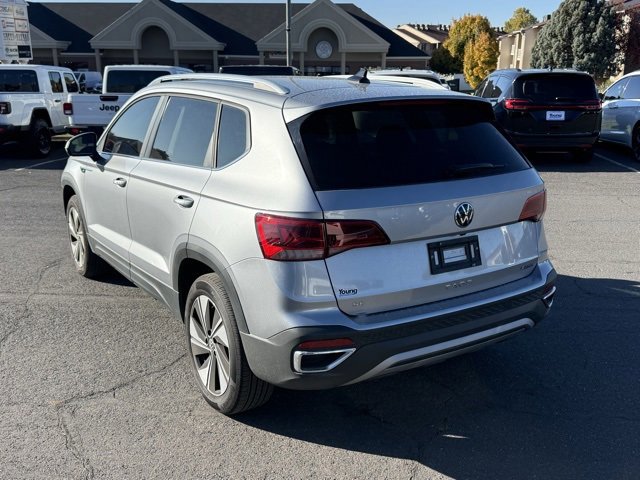 Used 2024 Volkswagen Tiguan SE R-Line image 8