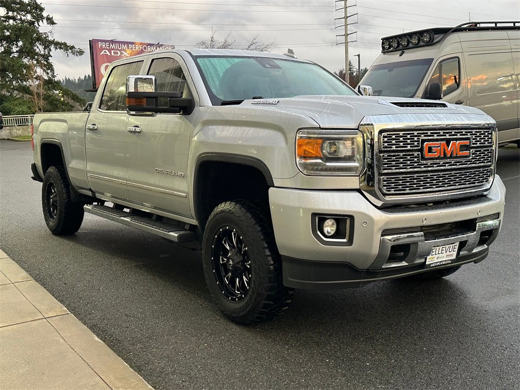 Used 2019 GMC Sierra 3500 Denali image 7