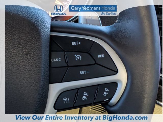 Used 2021 Jeep Grand Cherokee Summit AWD/4WD image 29