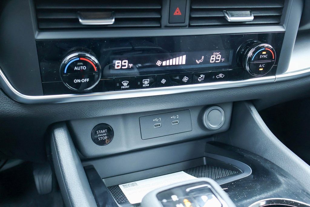 New 2026 Nissan Rogue SV image 12