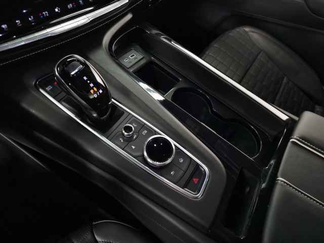 Used 2024 Cadillac Escalade ESV V w/ Heavy-Duty Trailer Package image 44