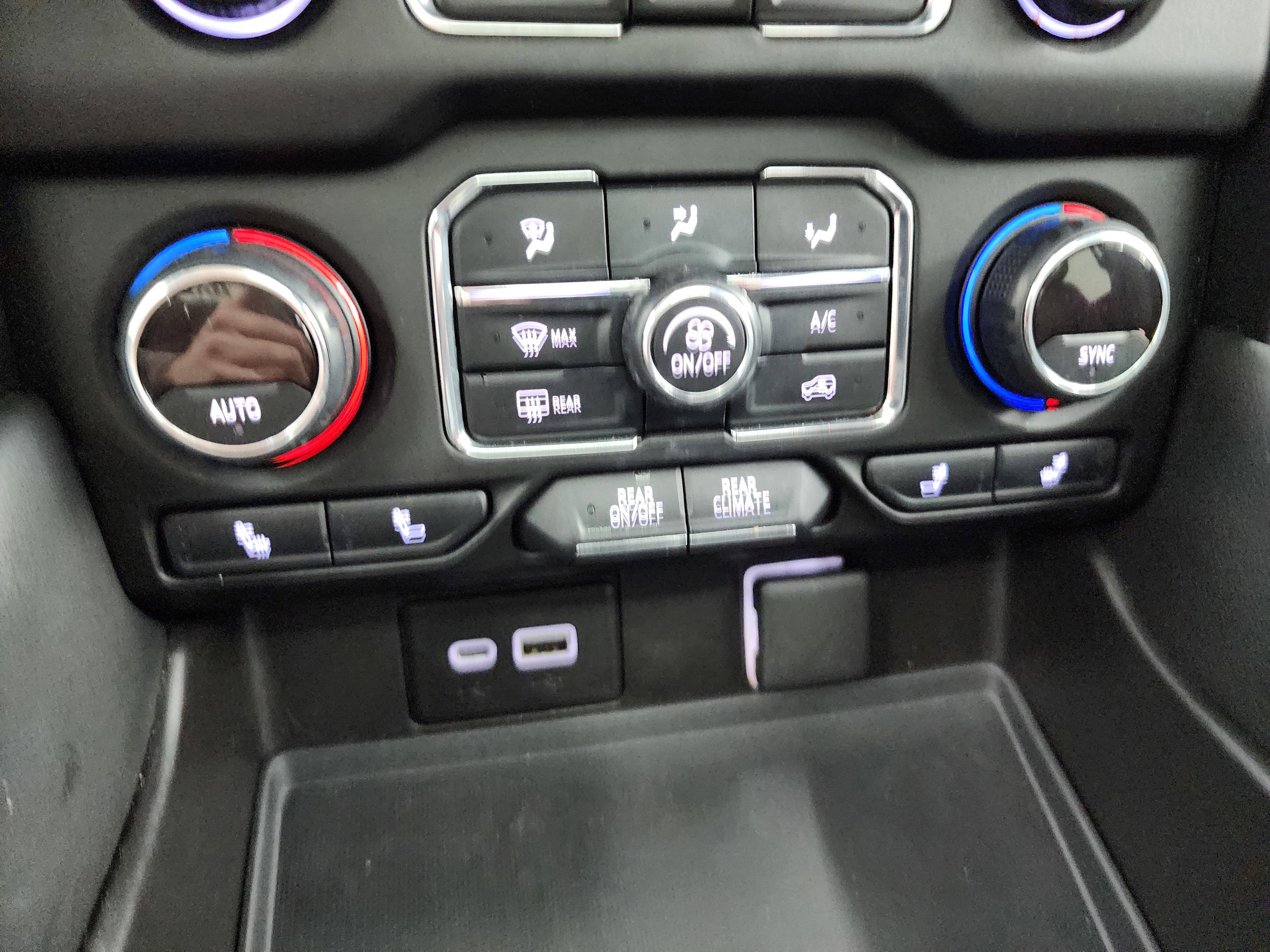 Used 2021 Chevrolet Tahoe LT image 54