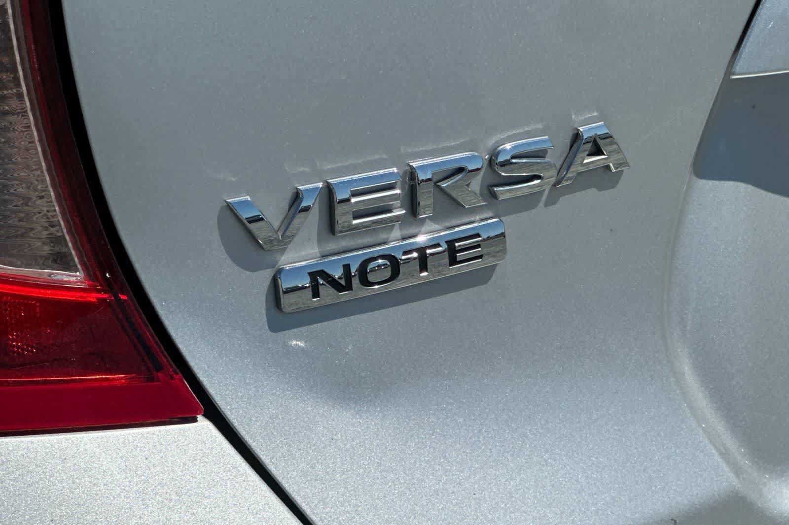 Used 2015 Nissan Versa Note SV FWD image 13