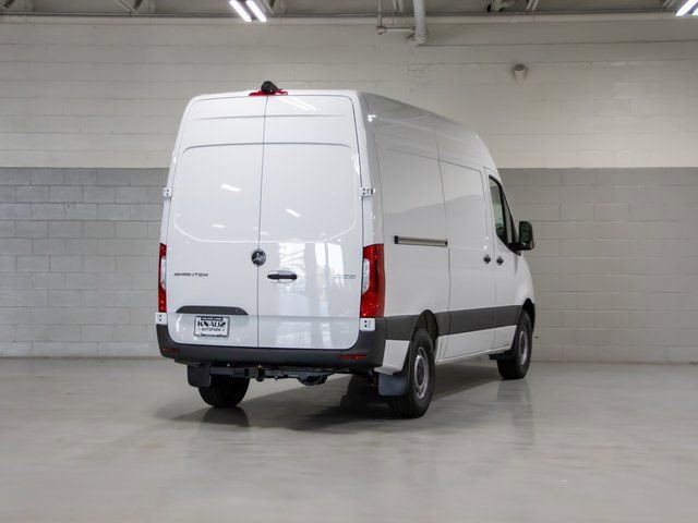 Used 2025 Mercedes-Benz Sprinter 2500 image 6