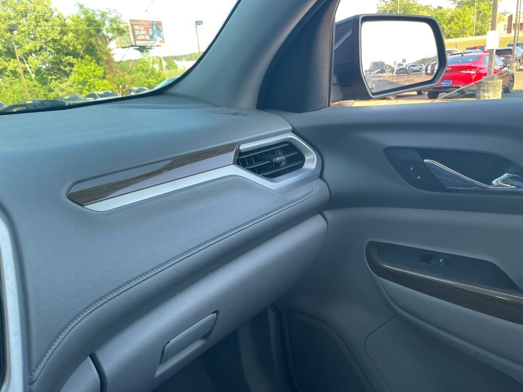 Used 2019 GMC Acadia SLE image 23