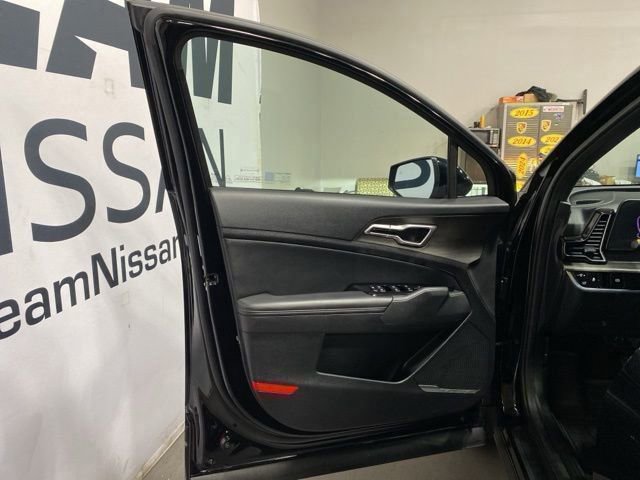 Used 2024 Kia Sportage X-Line w/ X-Line Premium Package image 9