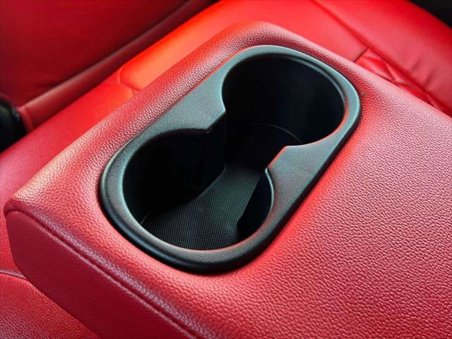 Certified 2022 Toyota Corolla SE image 9