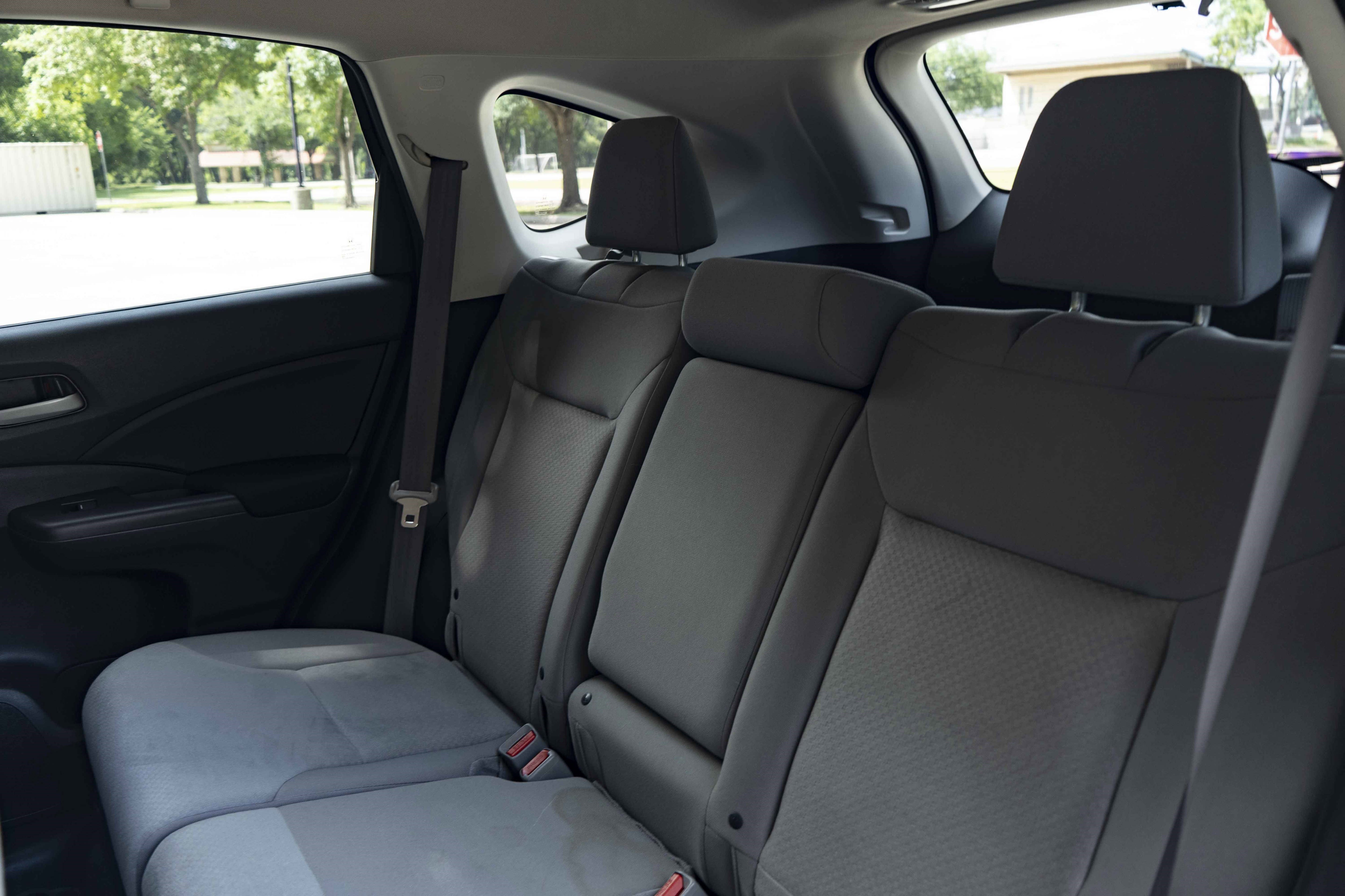 Used 2015 Honda CR-V LX image 18