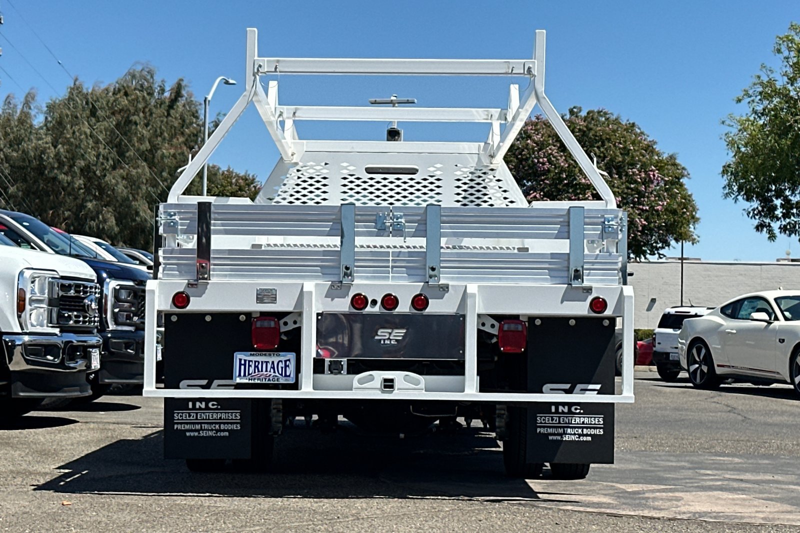 New 2024 Ford F450 XL w/ XL Chrome Package RWD image 5
