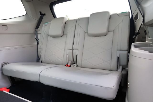 New 2026 Volkswagen Atlas SE image 27