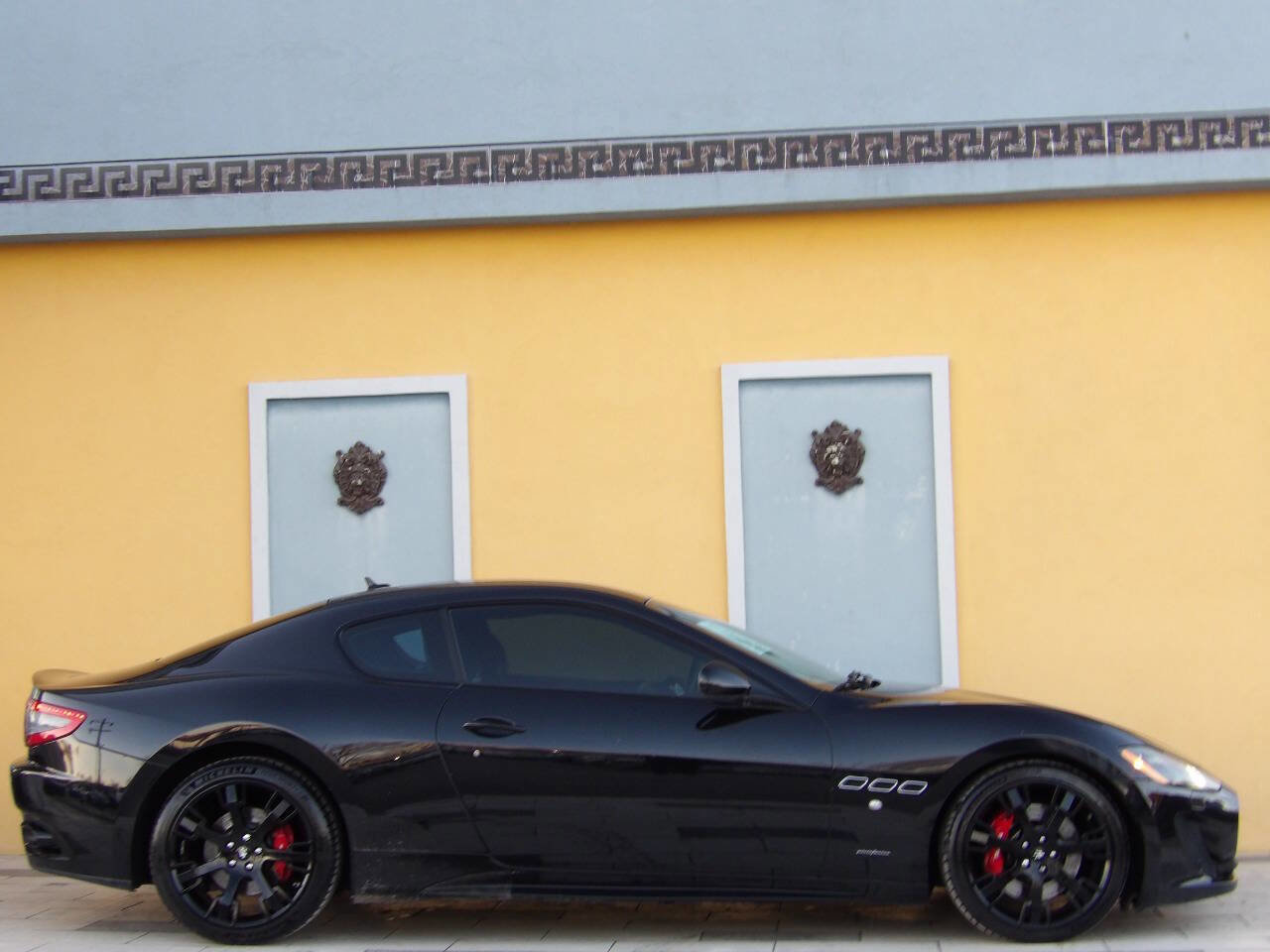 Used 2015 Maserati GranTurismo MC image 9