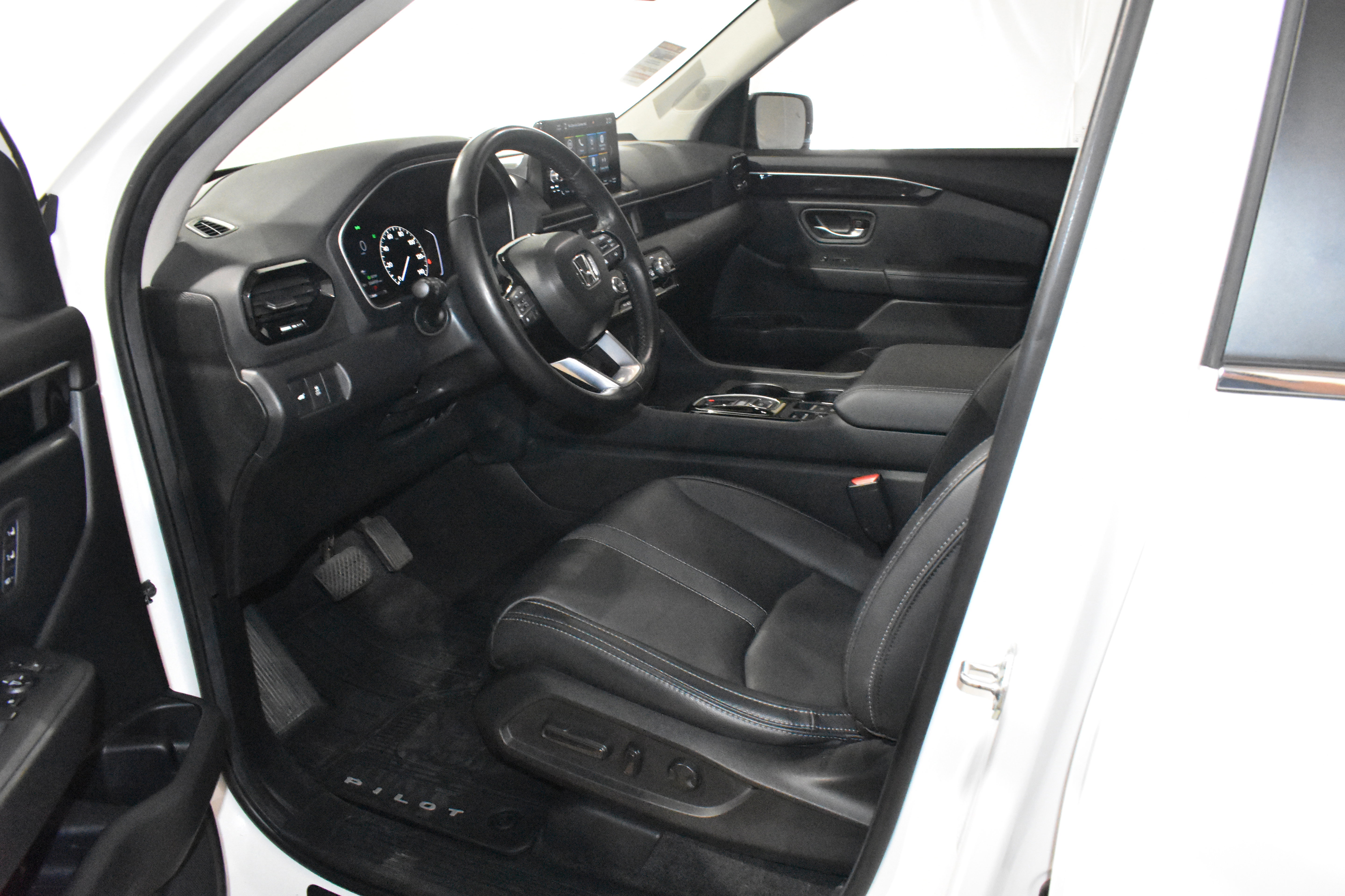 Used 2024 Honda Pilot EX-L image 22