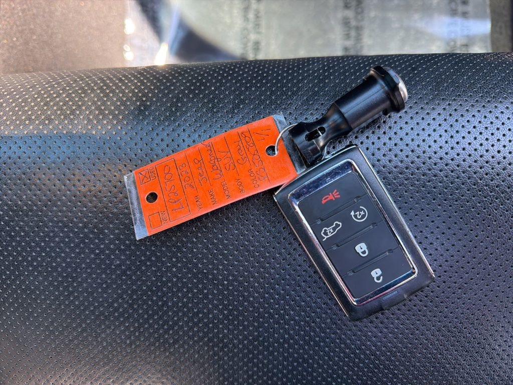 Used 2023 Jeep Wagoneer Series III w/ Preferred Equipment Group image 35