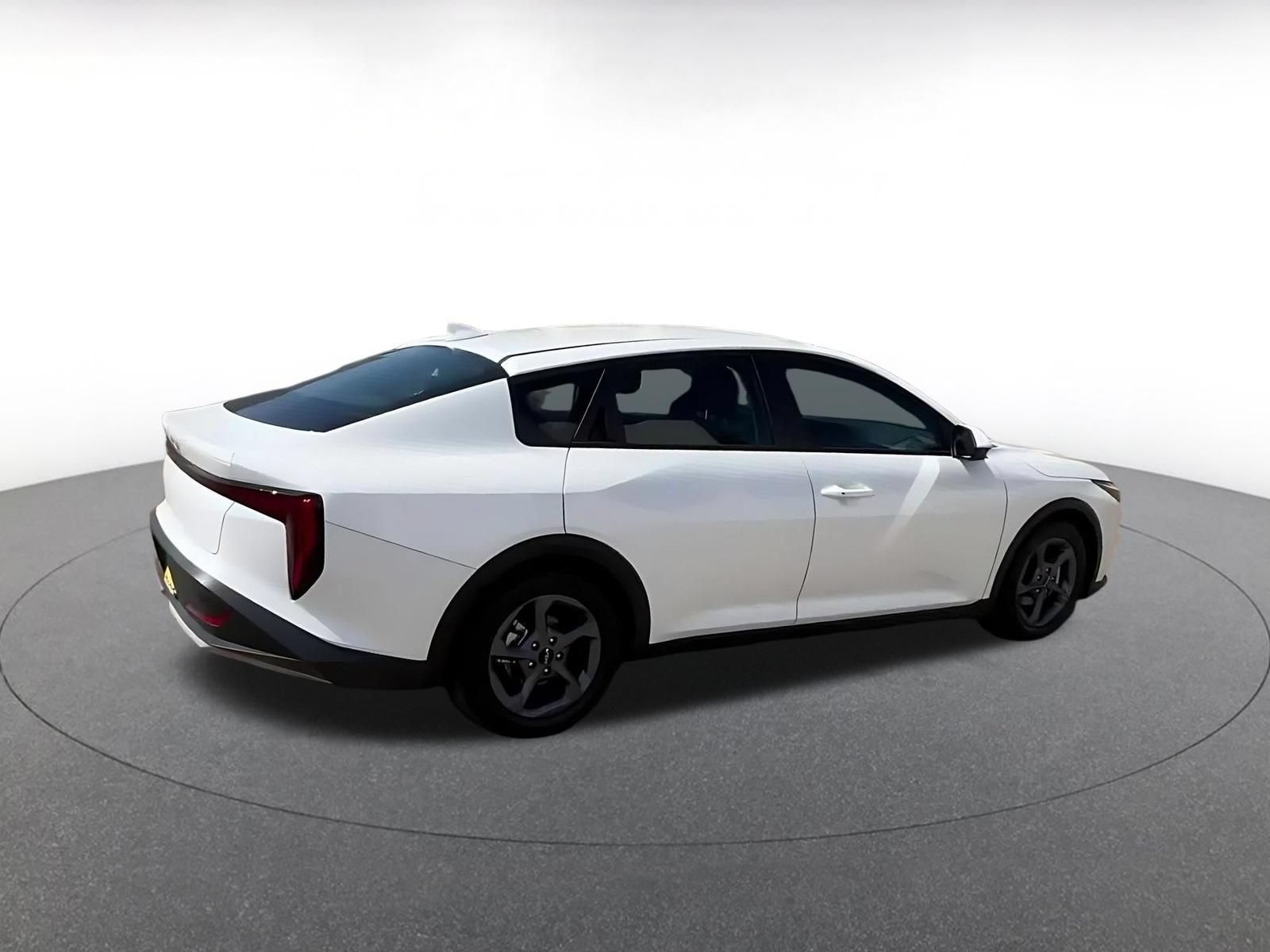 Used 2026 Kia K4 FWD image 14